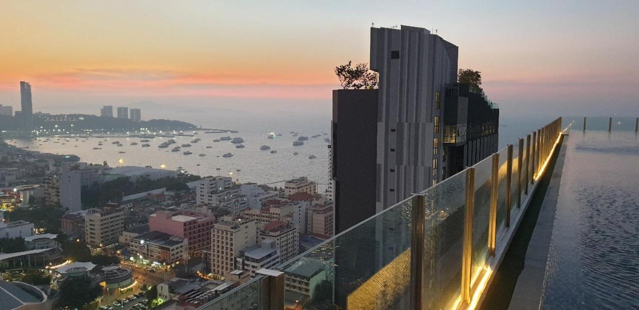 Base Central Pattaya Long Balcony King-Bed With Infinity Pool & Free Netflix! Luaran gambar