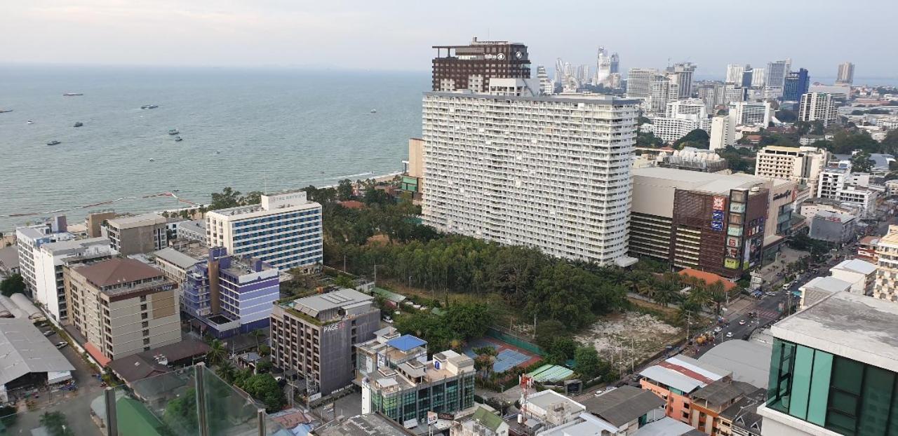 Base Central Pattaya Long Balcony King-Bed With Infinity Pool & Free Netflix! Luaran gambar